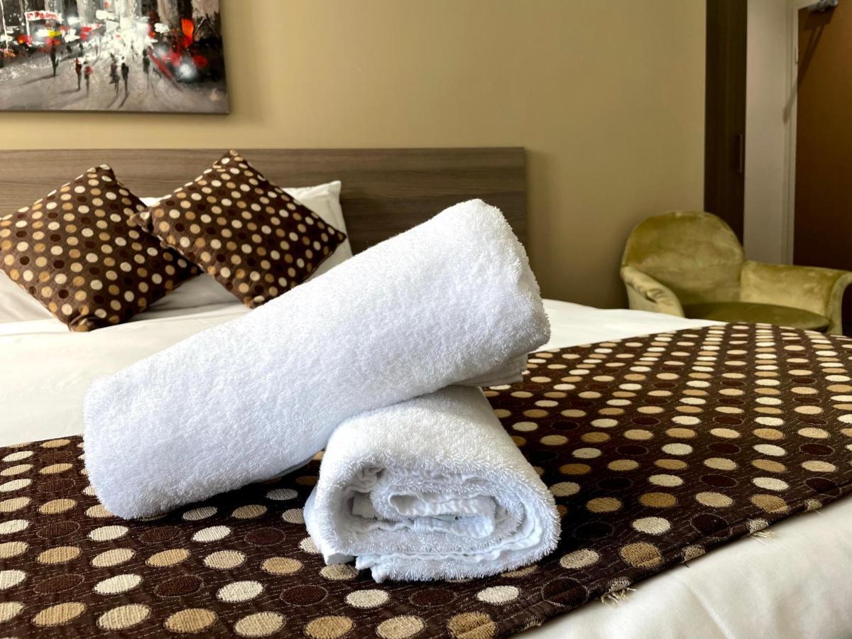 Best Western Plus Camperdown Suites ซิดนีย์ ภายนอก รูปภาพ
