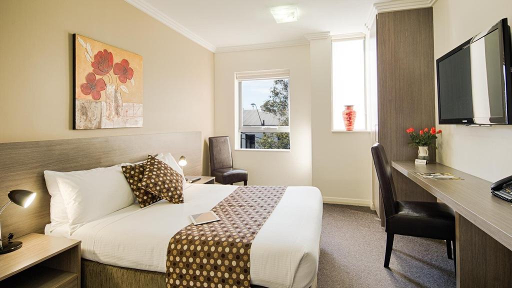 Best Western Plus Camperdown Suites ซิดนีย์ ภายนอก รูปภาพ