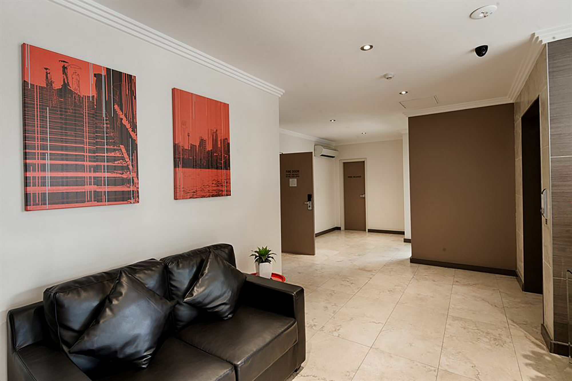 Best Western Plus Camperdown Suites ซิดนีย์ ภายนอก รูปภาพ